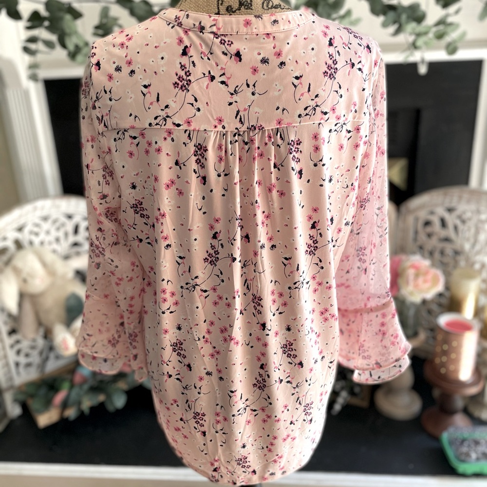 Women’s blouse